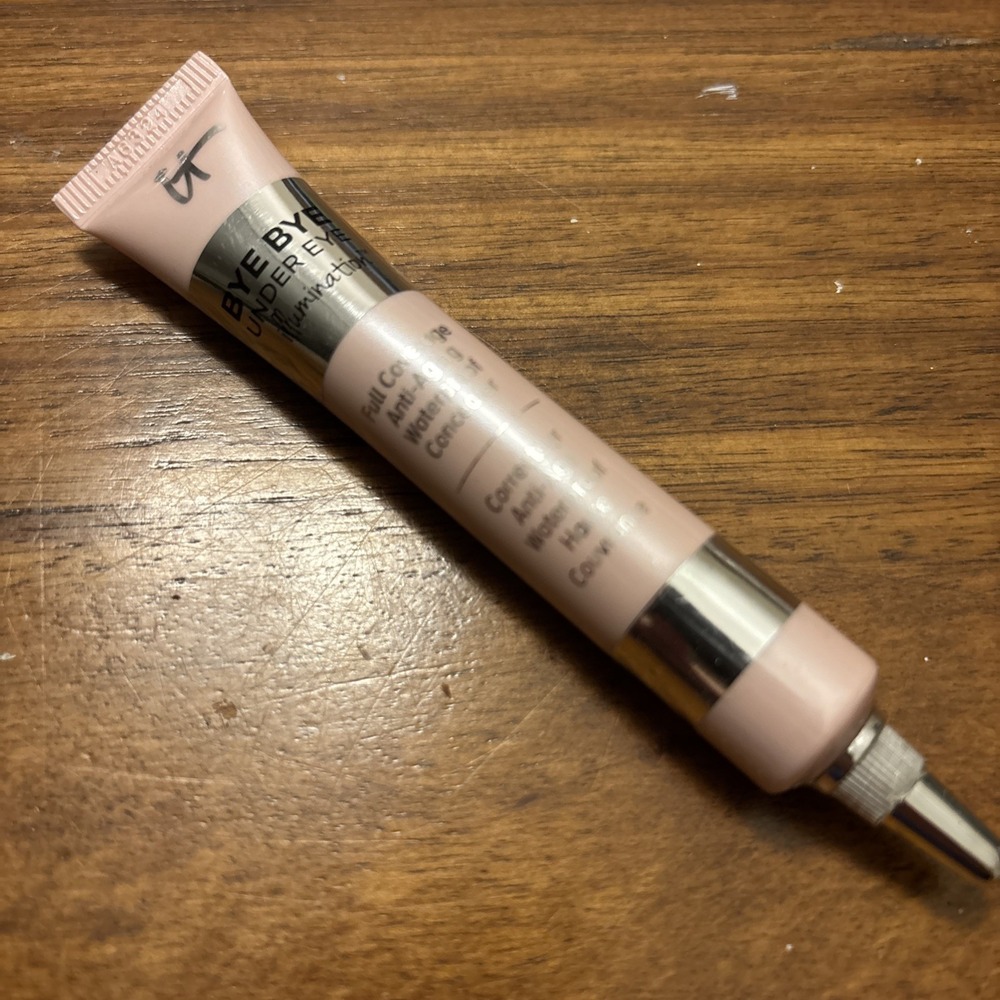 It Cosmetics Bye Bye Under Eye Illumination Medium Full Coverage .28 Fl. Oz. New
